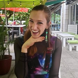 Meet your Posher, Posh